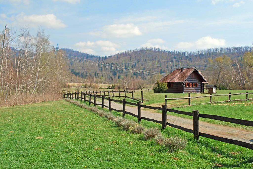 Chalets Zelena Vrata Fuzine Exterior photo