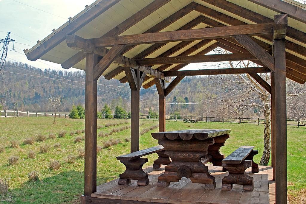 Chalets Zelena Vrata Fuzine Exterior photo